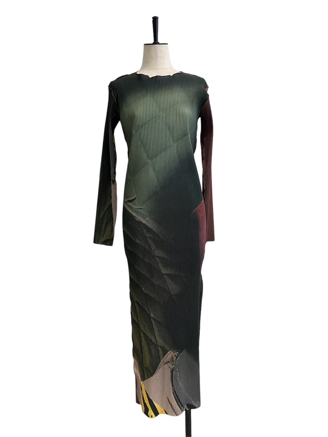 kotohayokozawa / graphic wave dress (dark red)