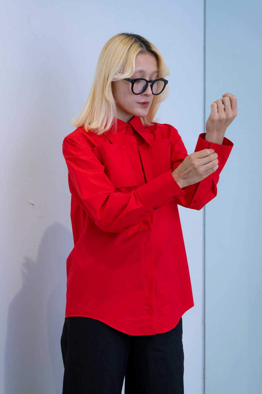 SATORUSASAKI / TWO-TUCKED SHIRT (red)