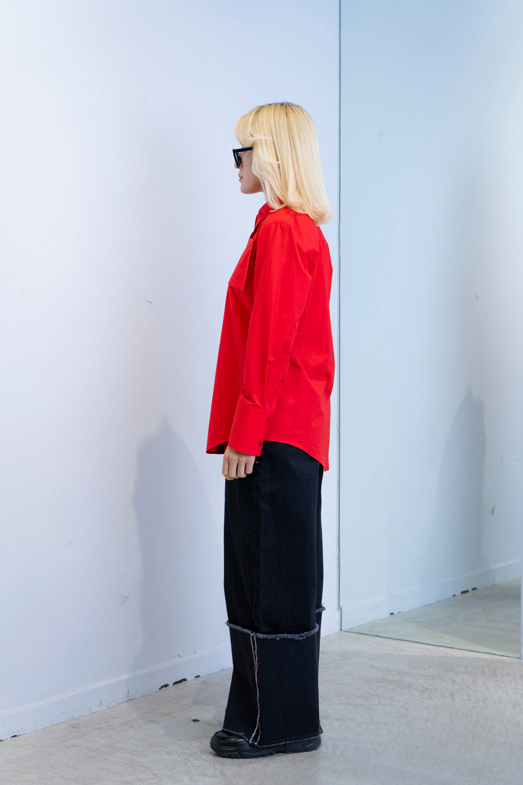 SATORUSASAKI / TWO-TUCKED SHIRT (red)